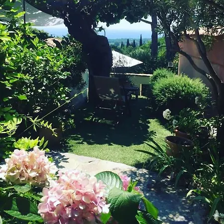 بيت للعطل Charming Provencal Mas With Amazing Sea View And Pool