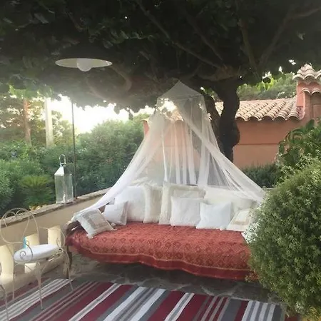 Charming Provencal Mas With Amazing Sea View And Pool بيت للعطل *